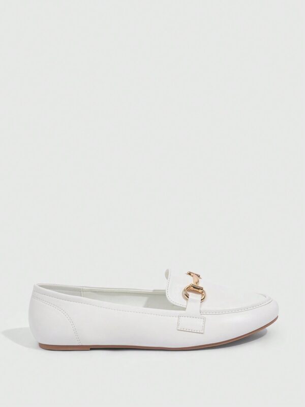Mocasines de Mujer con Hebilla Metálica y Tacón Plano - Image 32