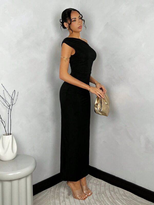 Vestido Largo Asimétrico Elegante Ajustado - Image 3
