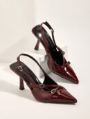 Sandalias Stiletto Elegantes con Correas Cruzadas y Punta Fina