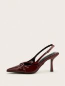 Sandalias Stiletto Elegantes con Correas Cruzadas y Punta Fina