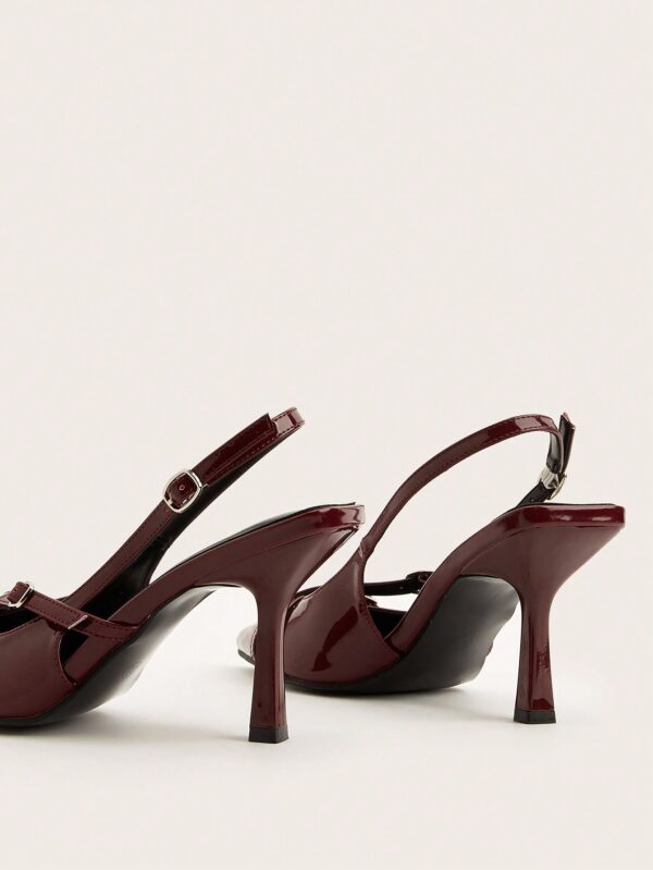 Sandalias Stiletto Elegantes con Correas Cruzadas y Punta Fina - Image 10