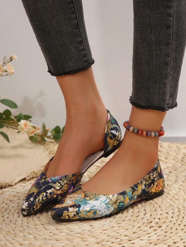 Zapatos de Mujer Planos con Detalles Calados, Cómodos y Antideslizantes - Image 33