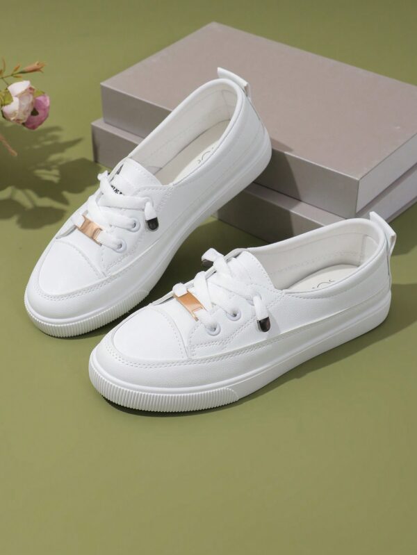 Zapatillas Deportivas Planas de Mujer con Detalles de Strass - Image 3