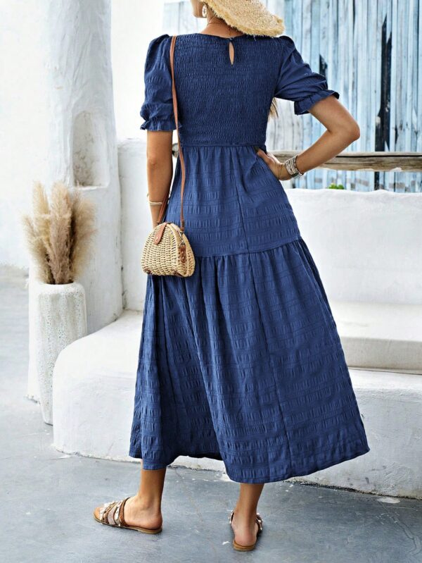 Vestido Maxi Clásico Negro con Mangas Puff y Ruedo de Volantes - Image 50