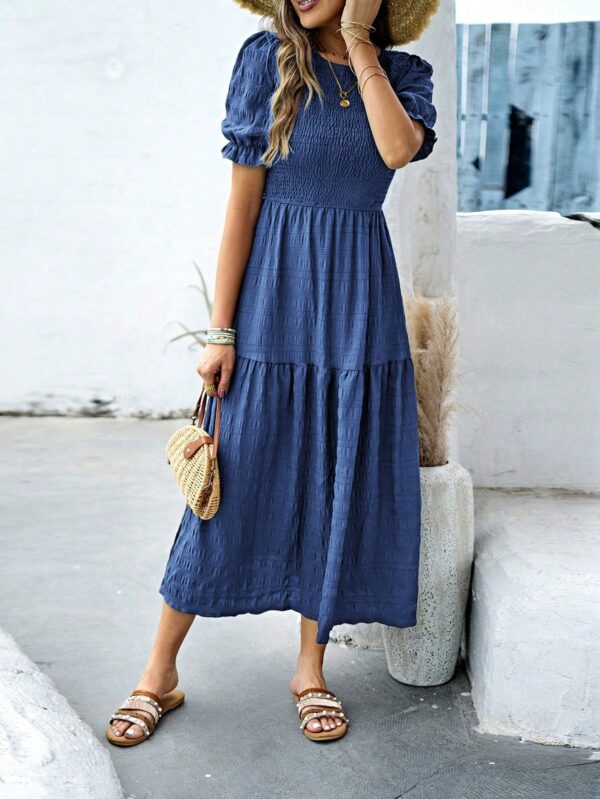 Vestido Maxi Clásico Negro con Mangas Puff y Ruedo de Volantes - Image 51