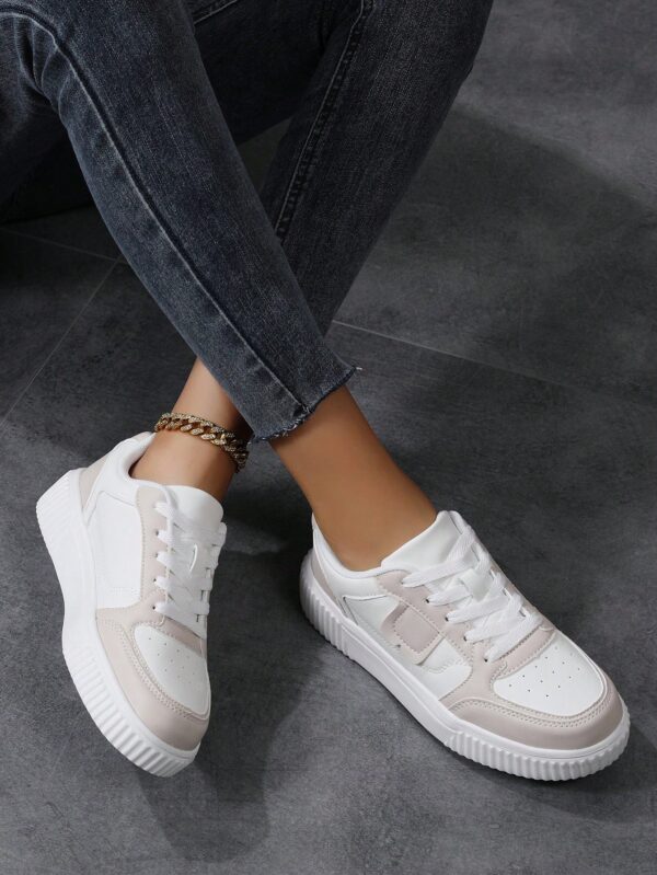Zapatillas Deportivas Casual para Mujer en Blanco Chic - Image 8