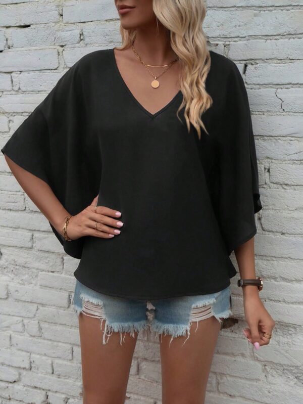 Blusa de Verano con Escote en V y Mangas Murciélago - Image 4