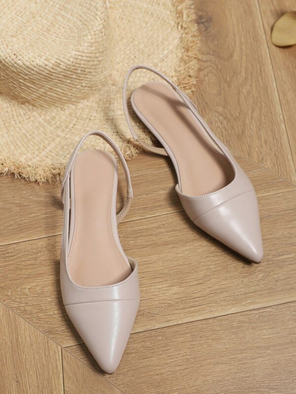 Zapatos Planos de Cuero Suave con Punta Puntiaguda y Diseño Bicolor - Image 17