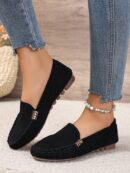 Mocasines Planos con Detalles Metálicos para Mujer