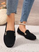 Mocasines Planos con Detalles Metálicos para Mujer
