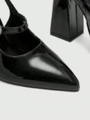 Zapatos de Tacón Grueso en Rojo Vino con Correa en el Tobillo