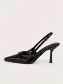 Sandalias Stiletto Elegantes con Correas Cruzadas y Punta Fina