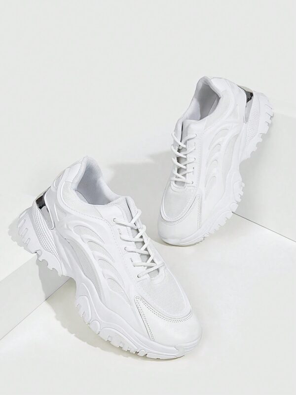 Zapatillas Deportivas Chunky de Malla Blanca con Cordones - Image 12
