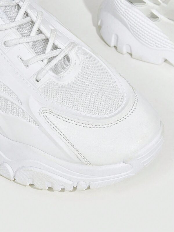 Zapatillas Deportivas Chunky de Malla Blanca con Cordones - Image 18