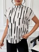 Blusa Verano Estampada con Cuello Mao y Mangas Cortas