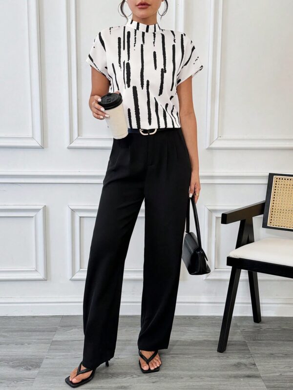 Blusa Verano Estampada con Cuello Mao y Mangas Cortas - Image 18