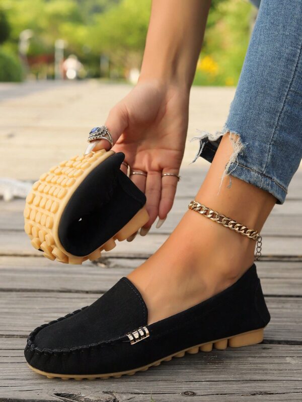 Mocasines Casuales de Mujer con Hebilla Metálica - Image 3