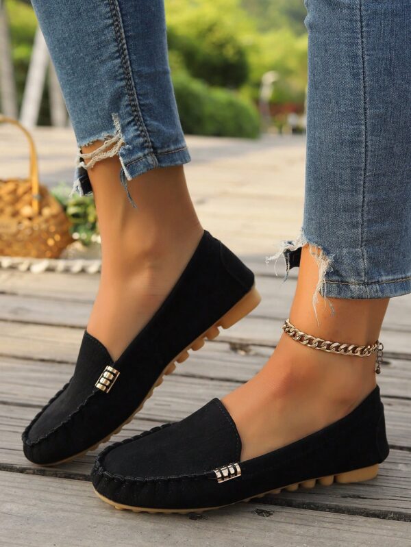 Mocasines Casuales de Mujer con Hebilla Metálica - Image 4