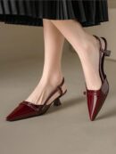 Zapatos de Tacón Gatito en Charol con Punta Afilada y Espalda Abierta