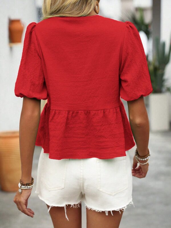 Blusa Casual de Cuello Redondo con Volantes y Manga Corta - Image 9