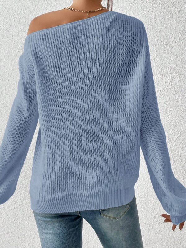 Sweater de Cuello Asimétrico en Punto Cafí Solido - Image 44