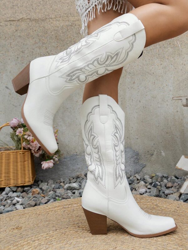 Botas de Vaquero Bordadas con Tacón Grueso y Punta Afilada - Image 4