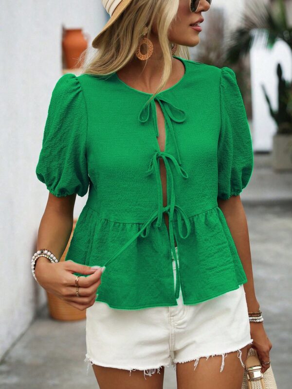 Blusa Casual de Cuello Redondo con Volantes y Manga Corta - Image 32