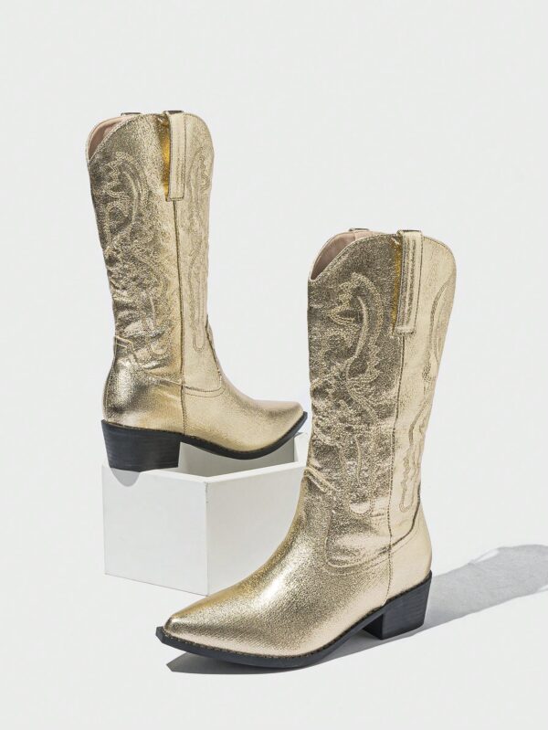 Botas de Tacón Medio con Bordados Estilo Western y Acabado Brillante - Image 33