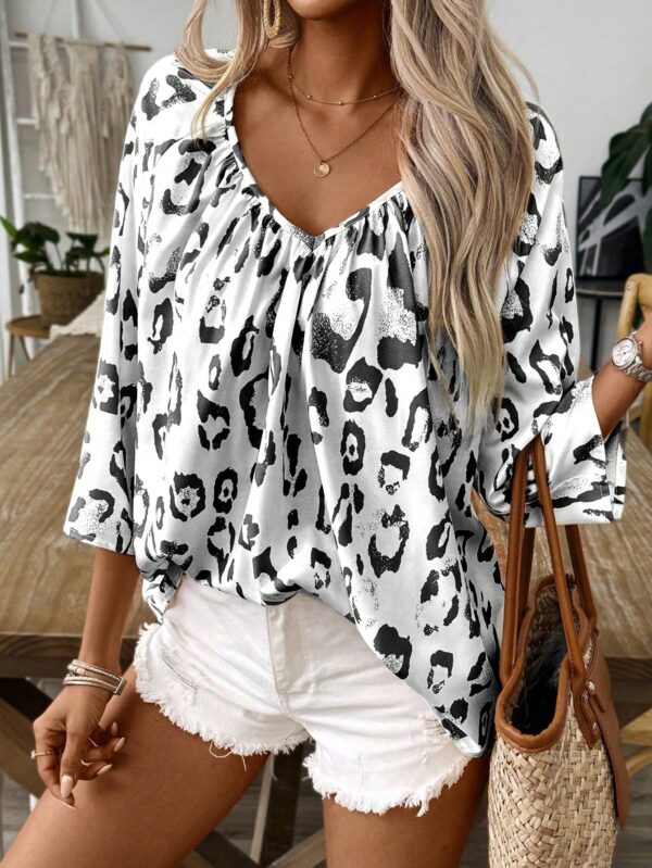 Blusa Bohemia con Cuello V y 3/4 de Manga - Image 14