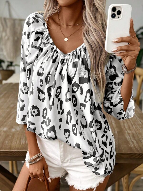 Blusa Bohemia con Cuello V y 3/4 de Manga - Image 18
