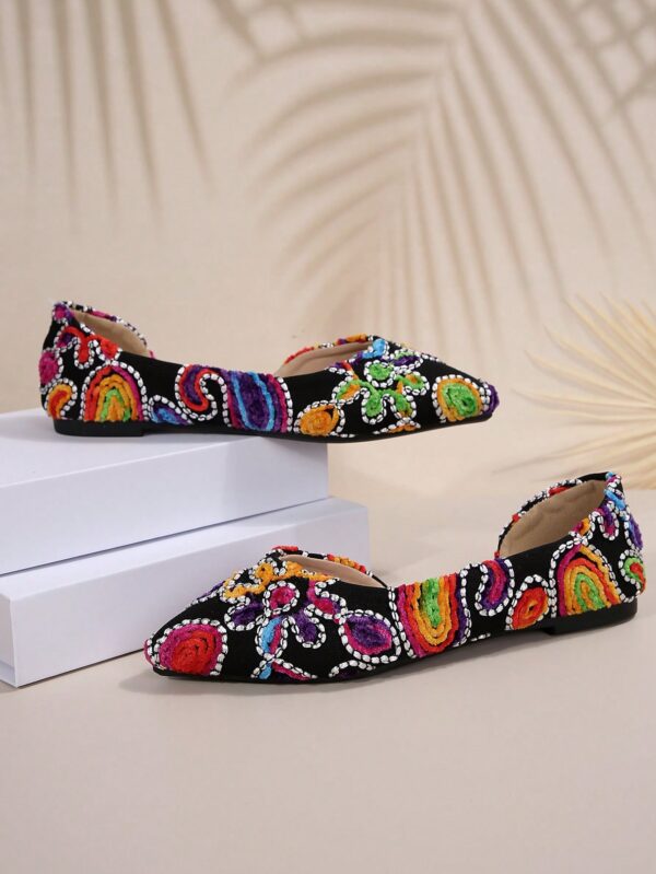 Zapatos de Mujer Planos con Detalles Calados, Cómodos y Antideslizantes - Image 28
