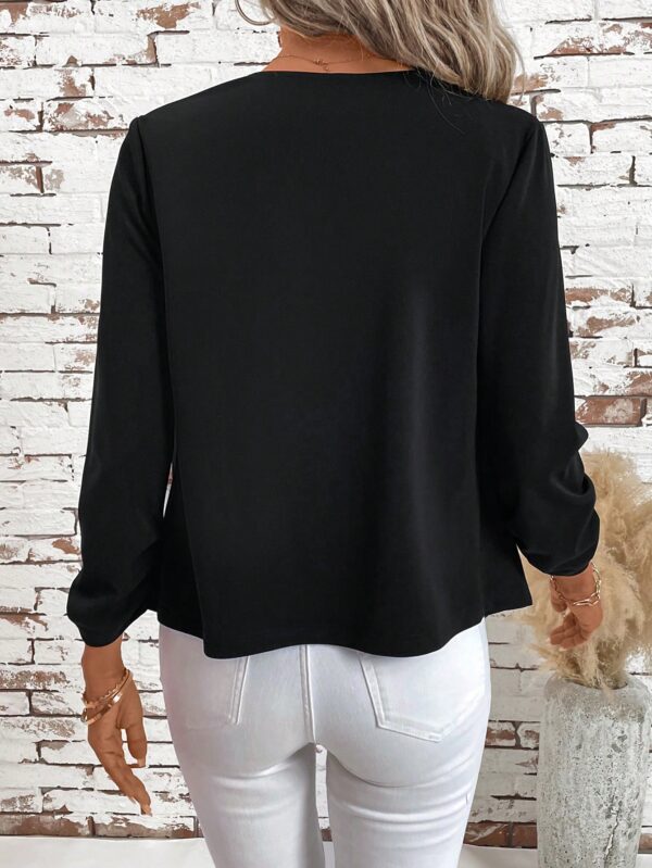 Chaqueta Elegante Negra con Mangas Plisadas Largas - Image 9