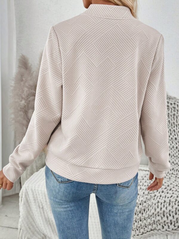 Chaqueta Tejida Jacquard Casual en Color Caqui - Image 9