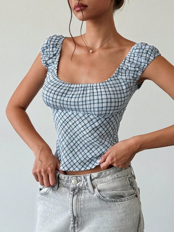 Blusa Casual a Cuadros con Volantes y Manga Corta - Image 5