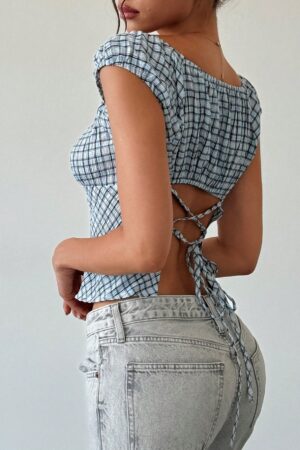 Blusa Casual a Cuadros con Volantes y Manga Corta