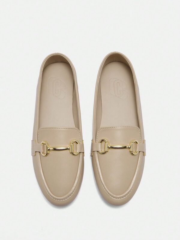 Mocasines de Mujer con Hebilla Metálica y Tacón Plano - Image 8