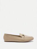Mocasines de Mujer con Hebilla Metálica y Tacón Plano
