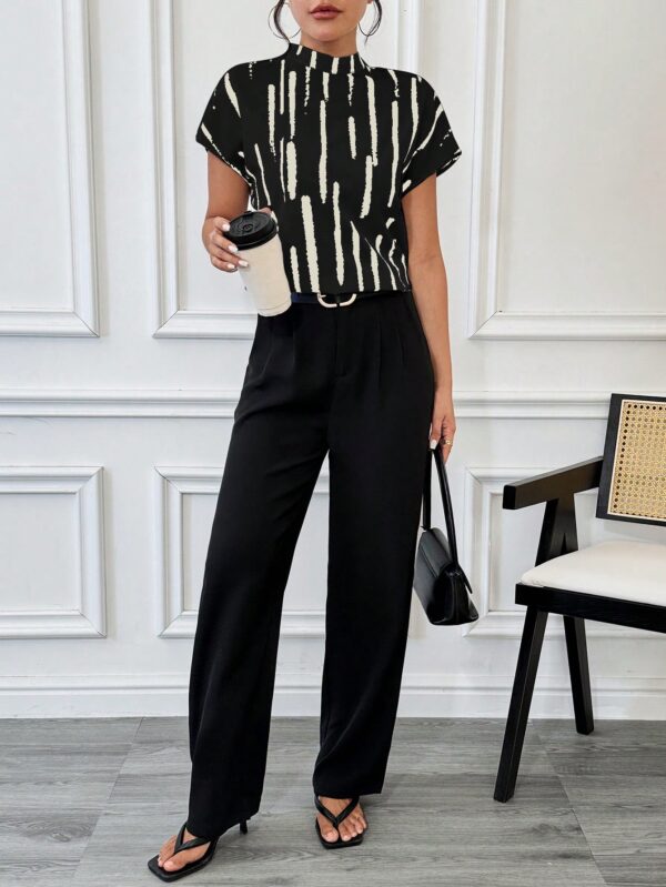Blusa Verano Estampada con Cuello Mao y Mangas Cortas - Image 4
