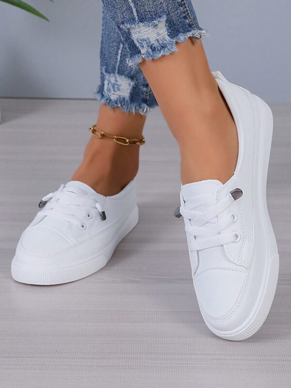 Zapatillas Deportivas de Lona en Negro, Talla Grande - Image 3