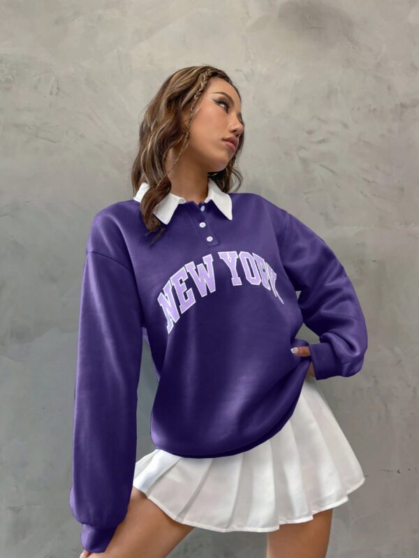 Pullover Collar Polo con Hombros Caídos y Gráfica de Letras - Image 31