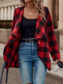 Abrigo de Tweed con Cuello Cascada y Dobladillo Asimétrico