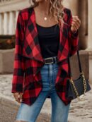 Abrigo de Tweed con Cuello Cascada y Dobladillo Asimétrico