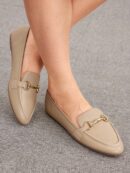 Mocasines de Mujer con Hebilla Metálica y Tacón Plano