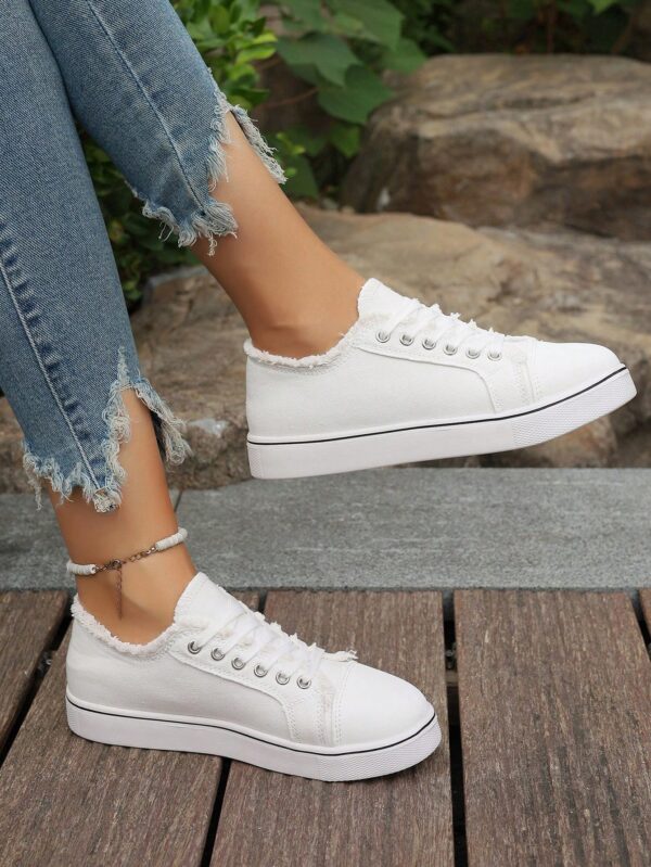Zapatillas Casual de Lona con Punta Redonda y Detalles de Peluche