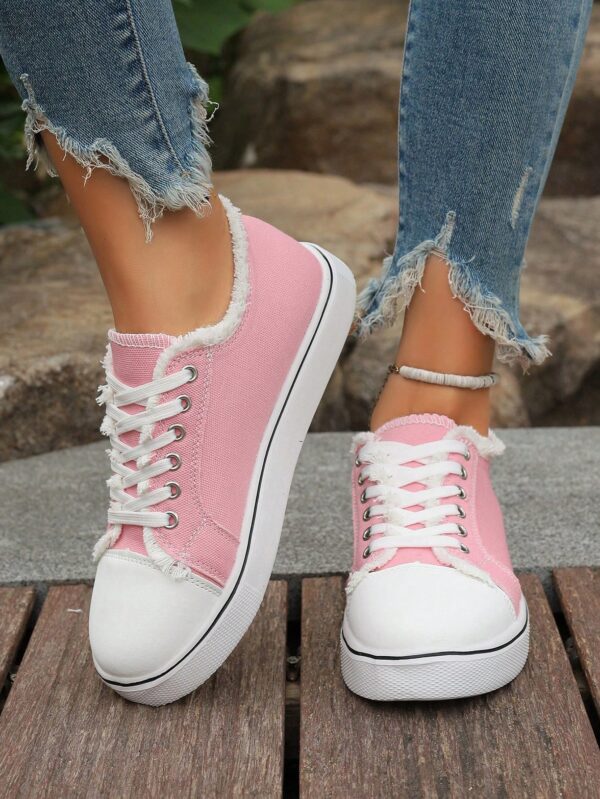 Zapatillas Casual de Lona con Punta Redonda y Detalles de Peluche - Image 11