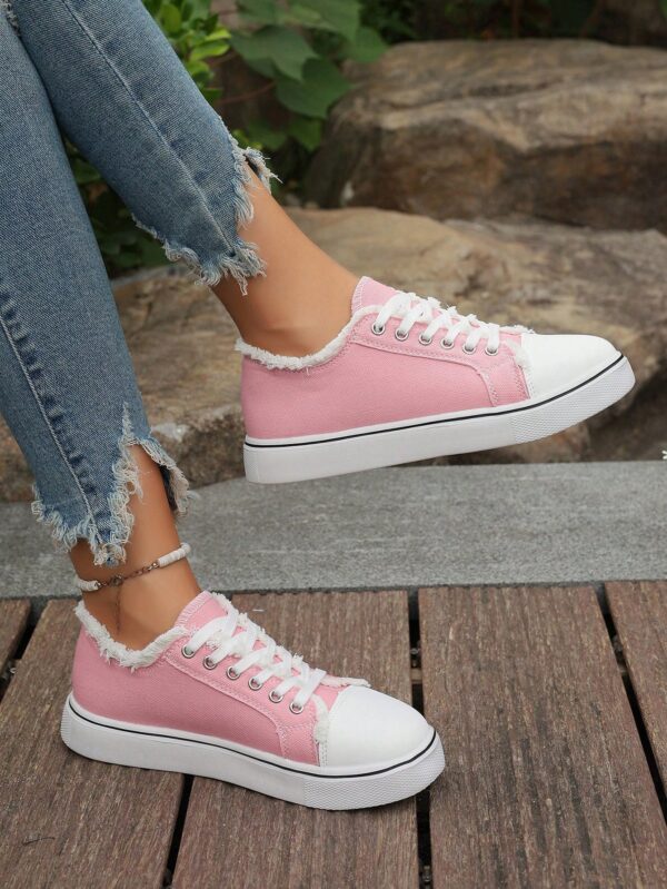 Zapatillas Casual de Lona con Punta Redonda y Detalles de Peluche - Image 12