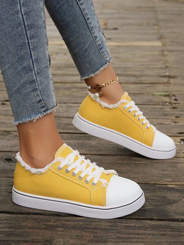 Zapatillas Casual de Lona con Punta Redonda y Detalles de Peluche - Image 22