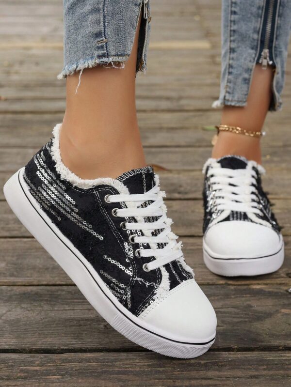 Zapatillas Casual de Lona con Punta Redonda y Detalles de Peluche - Image 18