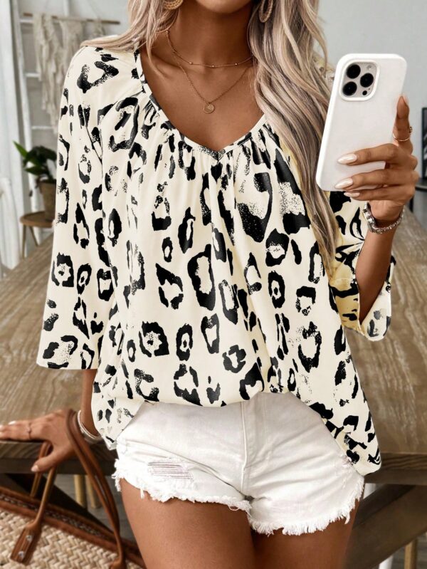 Blusa Bohemia con Cuello V y 3/4 de Manga - Image 23