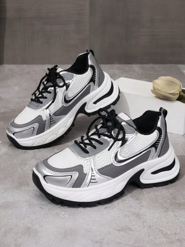 Zapatillas Deportivas Plataforma con Detalles en Bloque de Color - Image 14